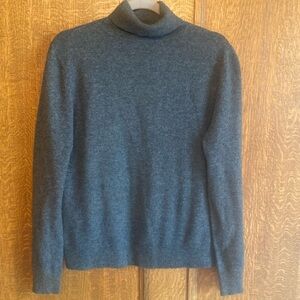 Cashmere 💯 long sleeve sweater Sz XL